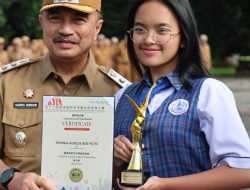 Dua Siswa Bekasi Raih Prestasi Internasional, Wawali Harris Bobihoe Apresiasi