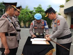 Kapolres Metro Bekasi Kota Pimpin Sertijab Pejabat Utama dan Kapolsek