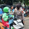 Peringati Hari Kartini, Polda Metro Jaya Salurkan Dukungan bagi Pengemudi Ojol Perempuan