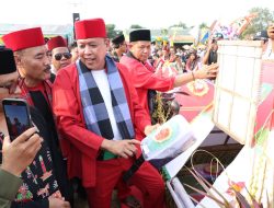 Eksistensi Budaya Betawi: Festival Adu Bedug dan Dondang ke-19 Memukau Ribuan Warga Bekasi