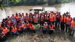 Wawali Bekasi Ajak Warga Peduli Lingkungan Lewat Susur Sungai