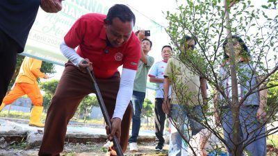 Tri Adhianto Targetkan 3 Juta Pohon, Warga Bekasi Diajak Jadi Bagian Penghijauan Kota
