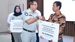 Jasa Raharja Serahkan Santunan kepada Ahli Waris Korban Kebakaran KM Mutiara Sentosa II 