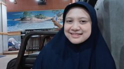 Dari Pendatang Jadi Kades, Hj. R Yaceu Herliyanti Kembali Dipercaya Warga Lambangsari