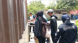 Respons Aduan Publik, DLH Kota Bekasi Sidak Pengelolaan Limbah Restoran dan Uji Sampel Sungai KOTA