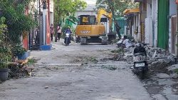 Pengerjaan Drainase di Griya Asri 2 Sumberjaya Disorot Warga, Ketua RT Keluhkan Penggunaan Excavator